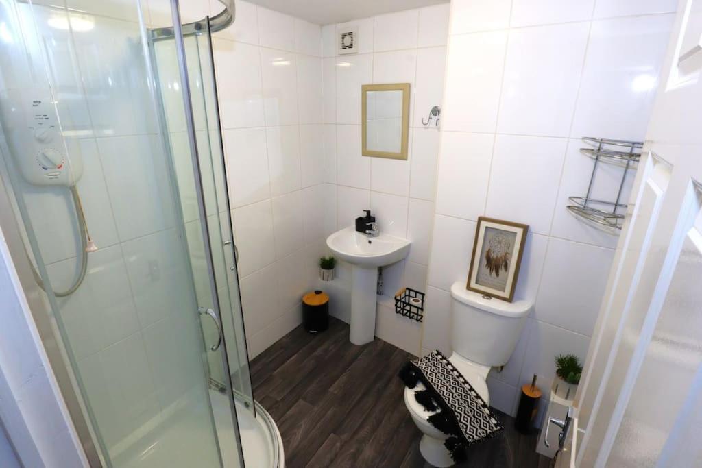 New Sunset Square Eastbourne 2 Bed Apartment, Long Stay Welcome Eksteriør billede
